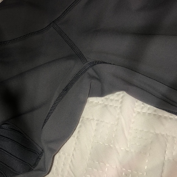 ALO Yoga Cadet Grey Moto Legging - Picture 7 of 8